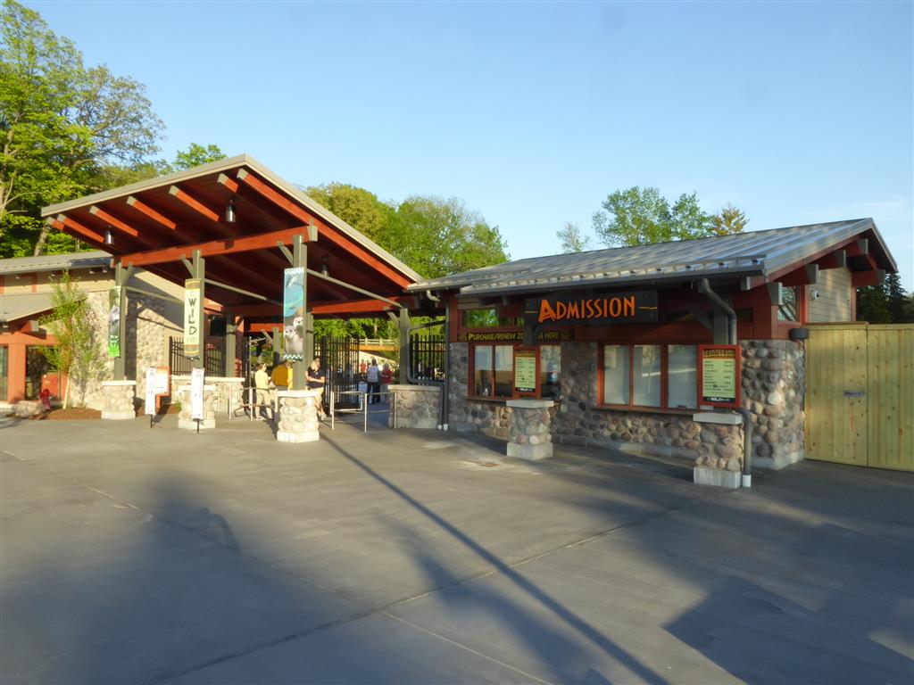 The new entry plaza at Milwaukee County Zoo