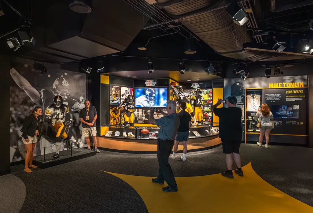 Steeler Hall of Honor Museum Present Players