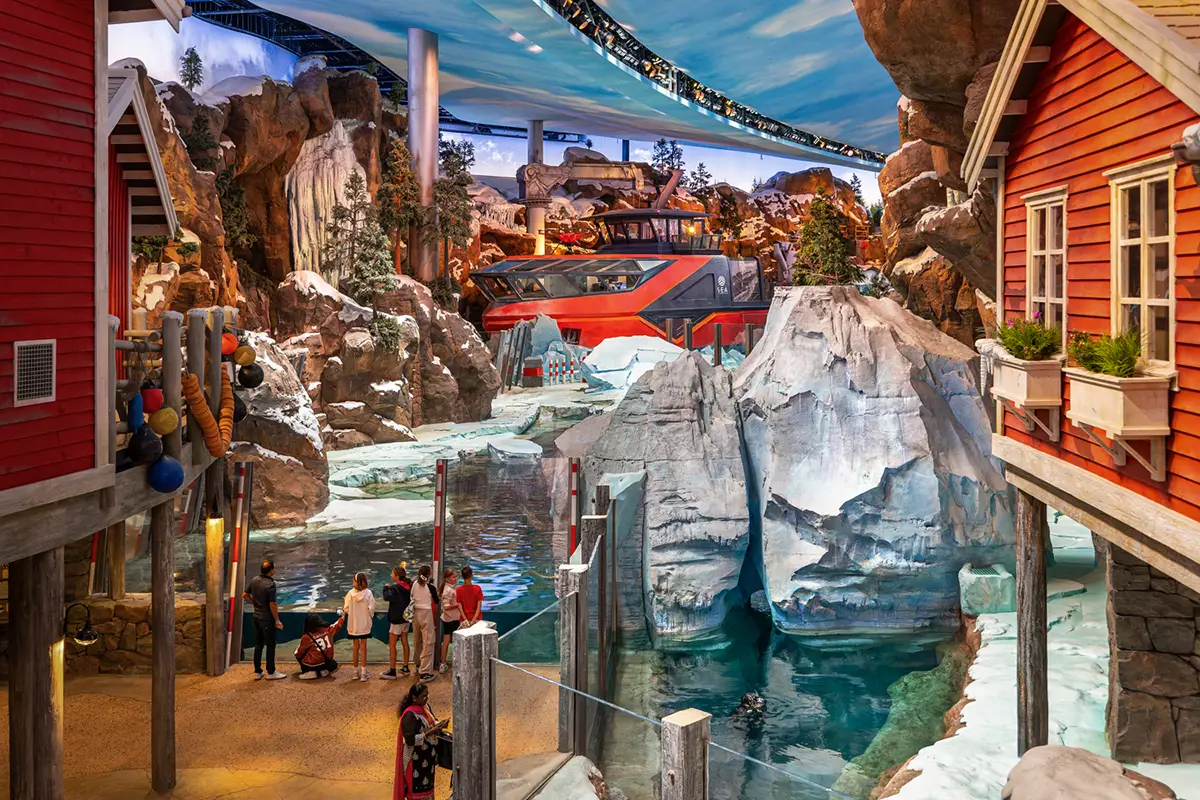 Indoor artic aquarium